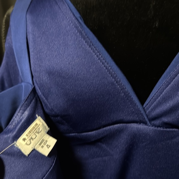 Cache Party Dress - Picture 5 of 6